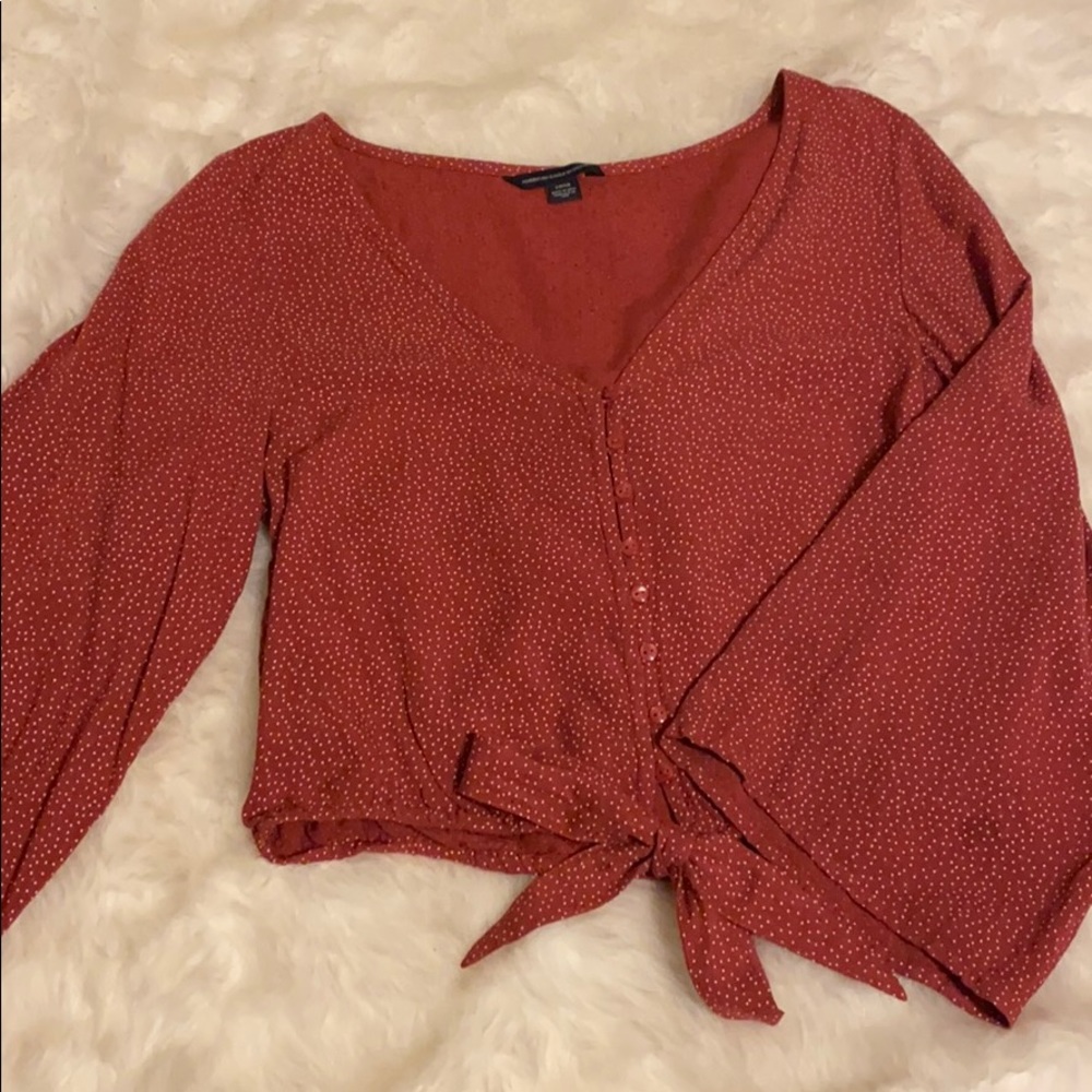 American Eagle button shirt - tie & flared sleeves